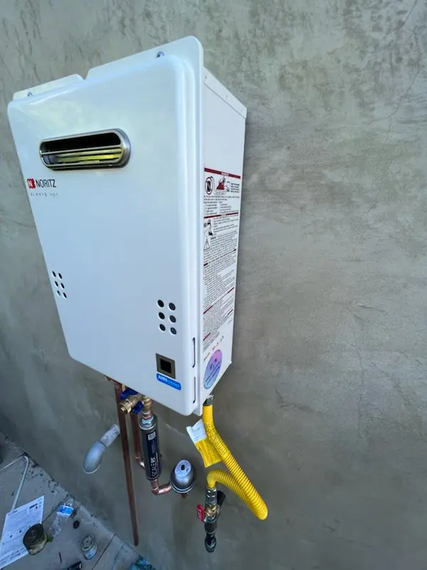 Tankless water heater installation for Eagle Rock homes